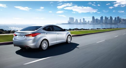 Hyundai Elantra prejela prestižno nagrado »Autobest 2012«